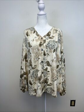 The Muses Lounge Floral Tan Grey Beige Taupe Long Sleeve Soft Comfortable Top 2X